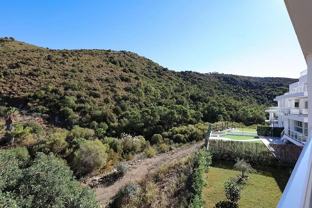 Riverside Benahavis Holiday Rental Apartment 0*,  스페인